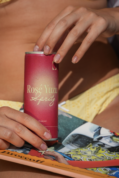 Rosé Yuzu Spritz, 4 cans x 250mL ea = 1.3 bottles